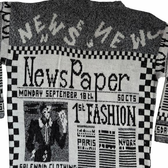 Vintage Adele Newspaper Print Sweater Medium Graphic Black White Retro Knit - Picture 8 of 13